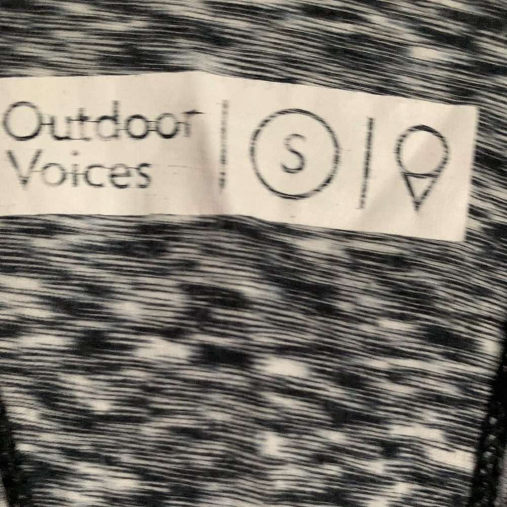 Outdoor‎ voices razor back tank small - Picture 3 of 4